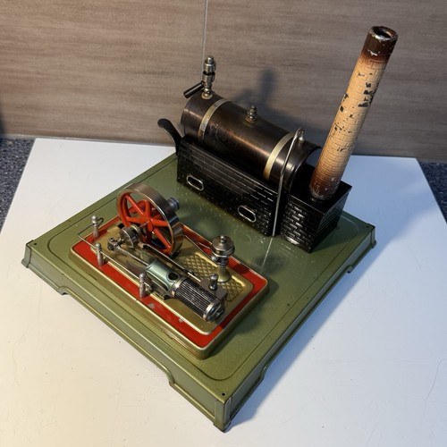 Alte dampfmaschine made - dampfmaschine, in